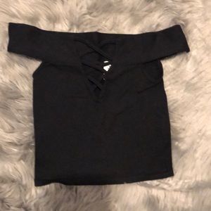 Black off the shoulder ribbed crop top